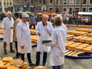 Cheesemarket Alkmaar 2017-04-03 om 22.45.36